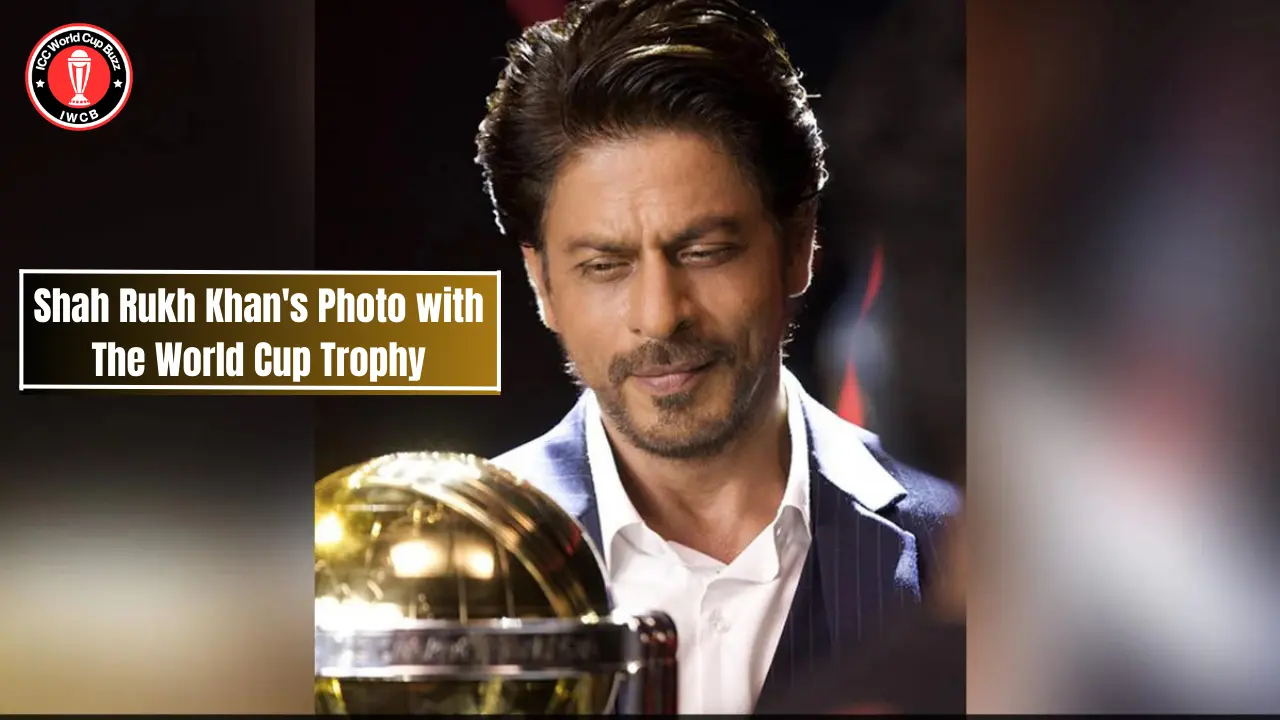Shah Rukh Khan's Photo with the World Cup Trophy, which The ICC Shared, Received a Frenzied Response from fans